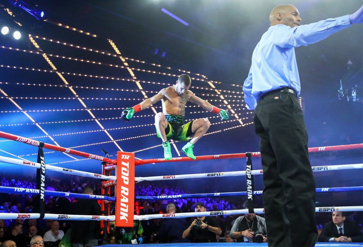 lomachenko-pedraza-fight (4)