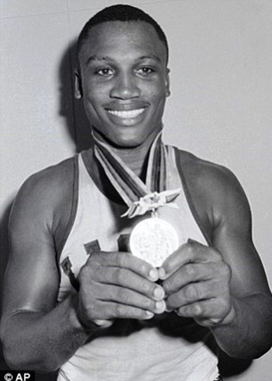 1f2f98e93125d18e75fbb9a57c40624b